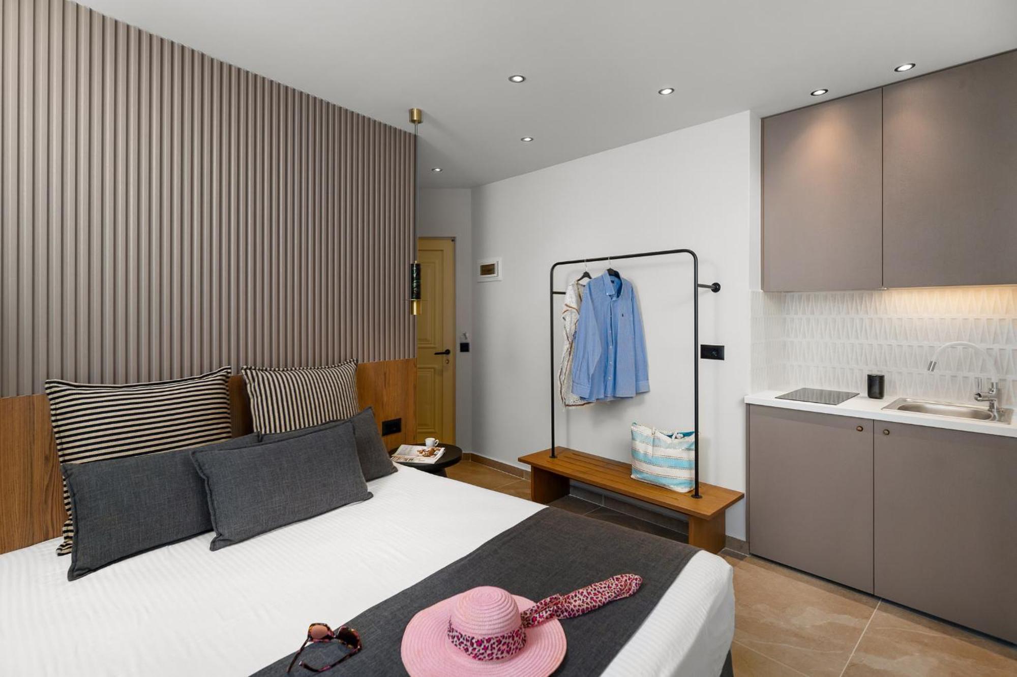 Glaros Hotel Apartment Agia Galini  Exterior photo
