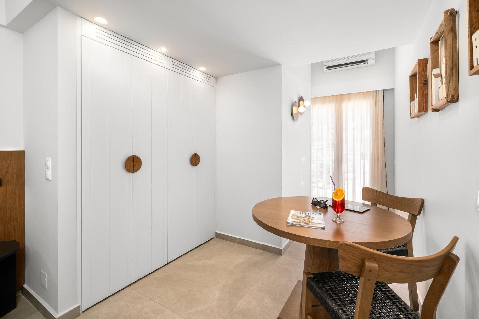 Glaros Hotel Apartment Agia Galini  Exterior photo